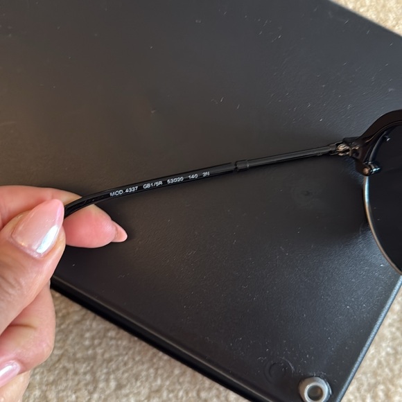 Versace Round Sunglasses with Pink/Purple Tint - Picture 4 of 5